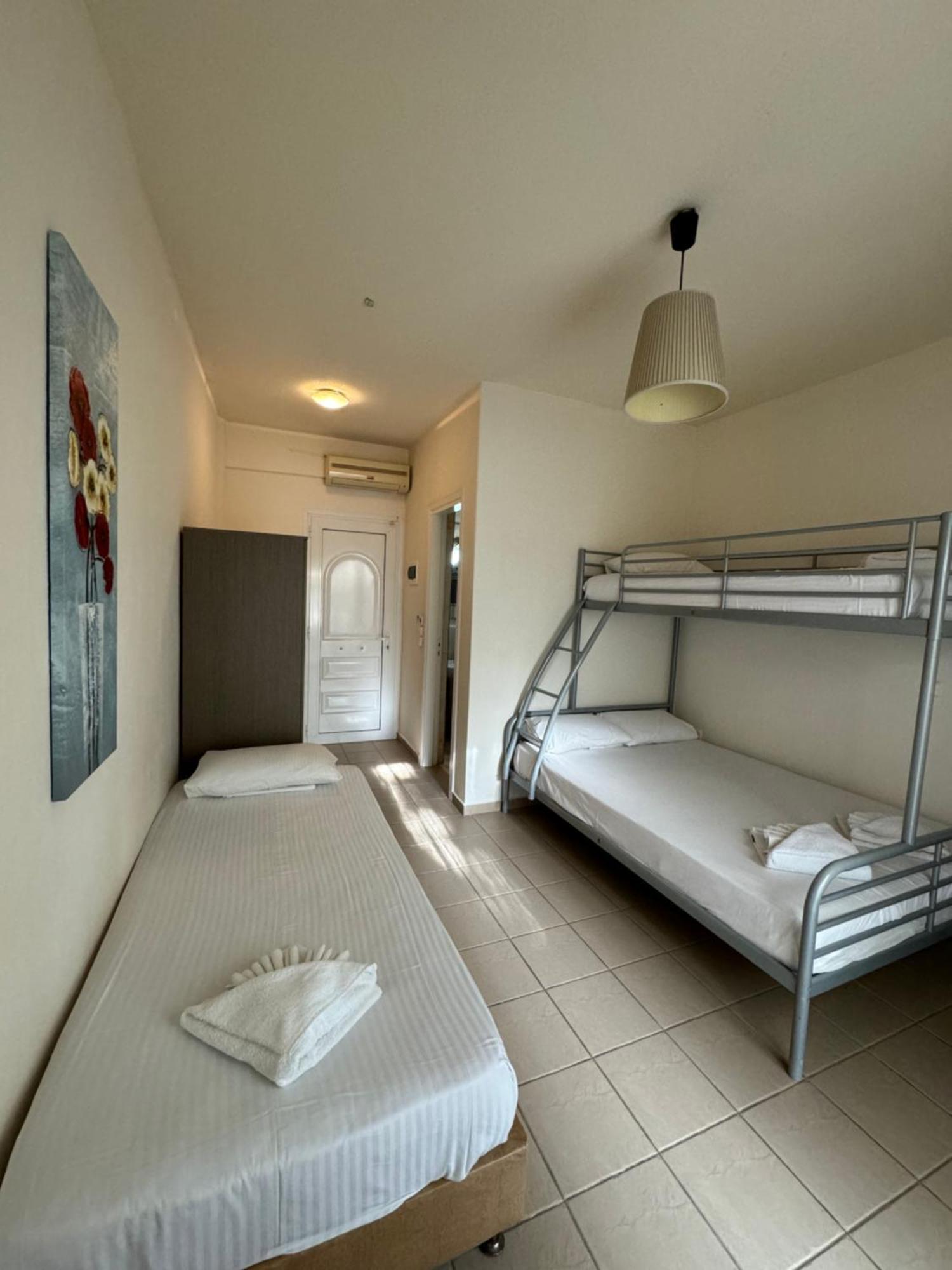 Dafnes Rooms Fourka Exterior photo