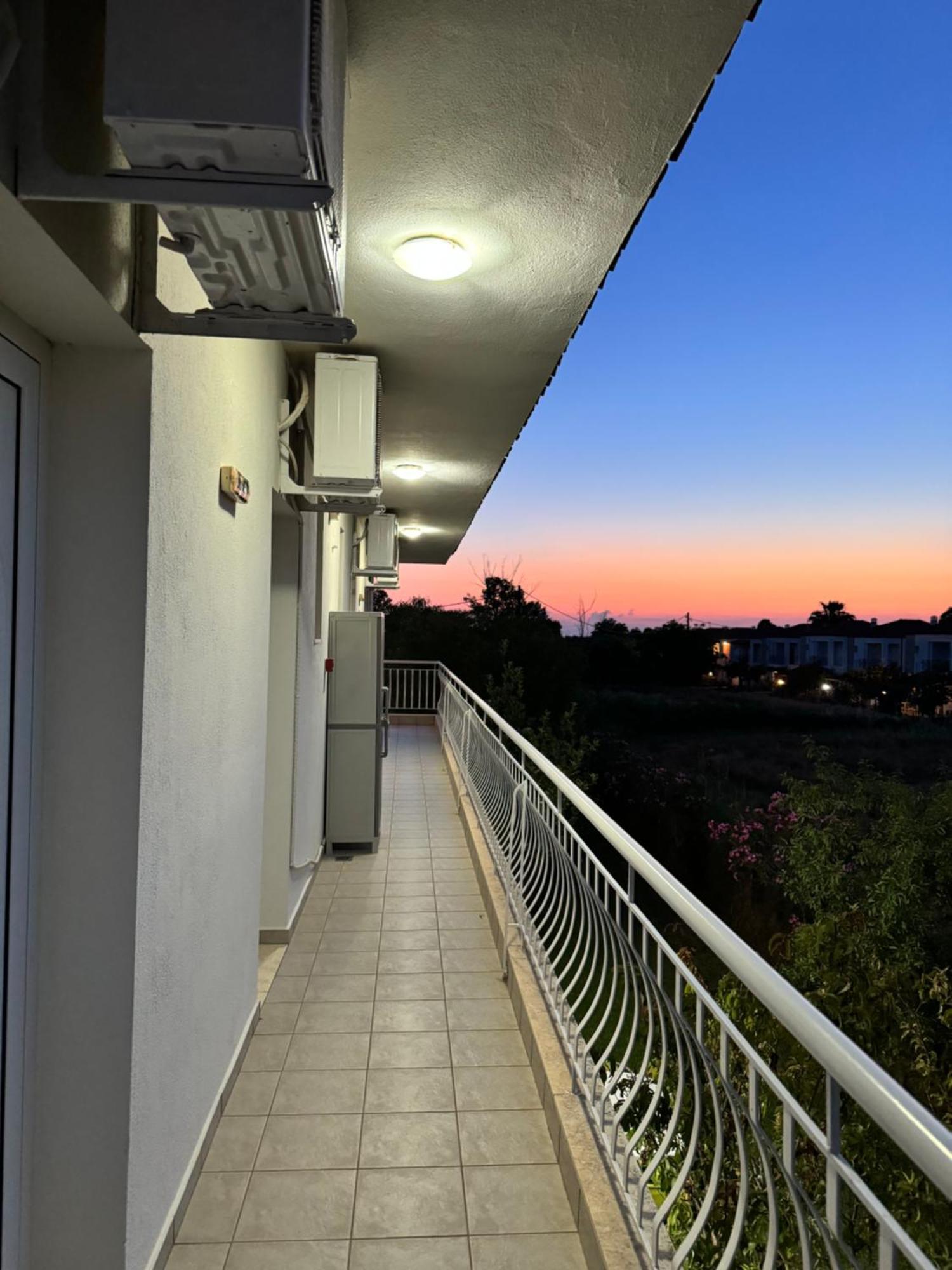 Dafnes Rooms Fourka Exterior photo