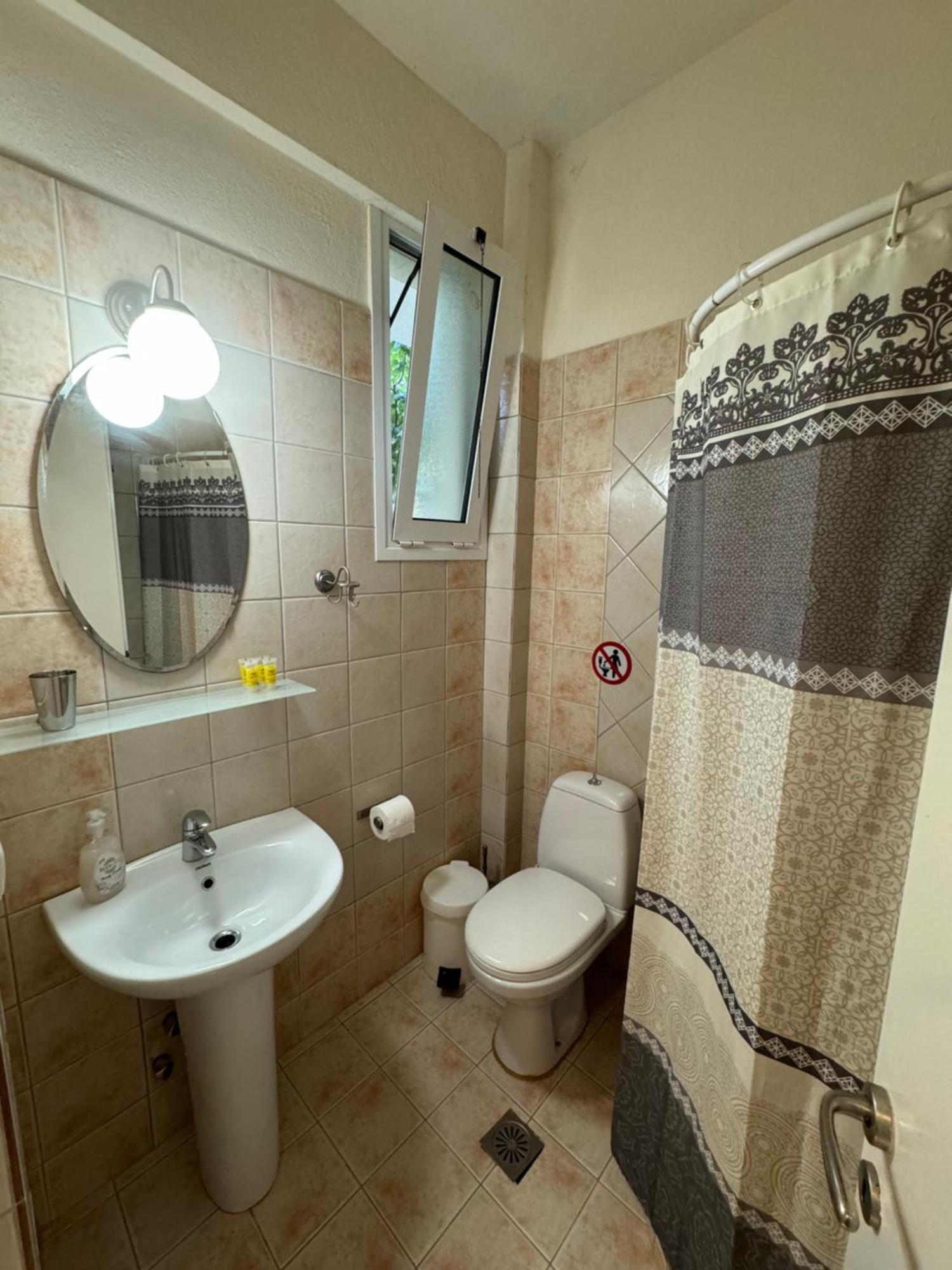 Dafnes Rooms Fourka Exterior photo