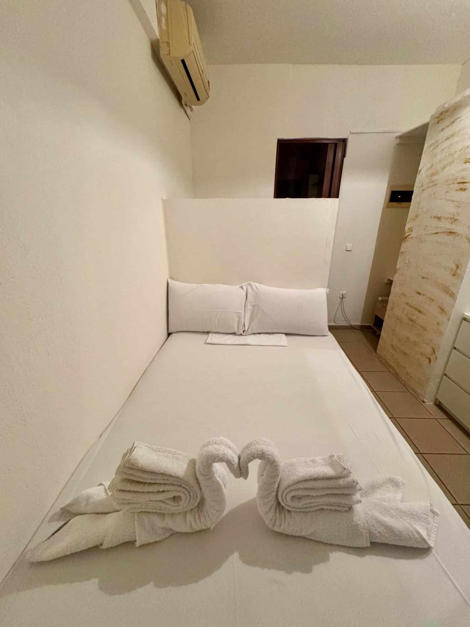 Dafnes Rooms Fourka Exterior photo
